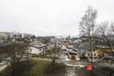 Na predaj 4-izbový byt, 85 m², Banská Bystrica