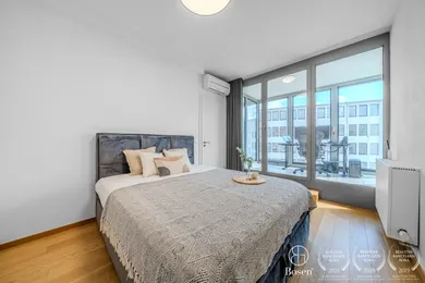 Na predaj 2-izbový byt, 68 m², Bratislava-Staré Mesto, Konvetná