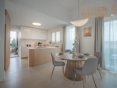 Domy na sprzedaż, 4-pokojowe, Lozorno · €319 900