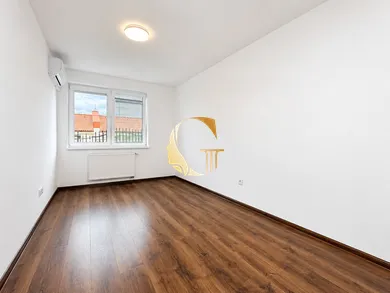 Na predaj 2-izbový byt, 63 m², Most pri Bratislave, M. R. Štefánika