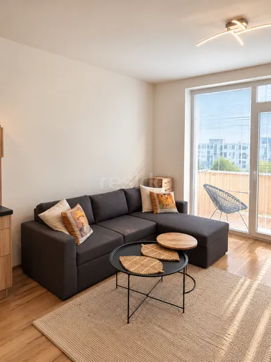 Na prenájom 1-izbový byt, 32 m², Bratislava-Devínska Nová Ves