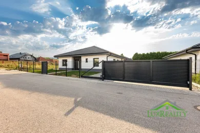 Domy na predaj, Nové Mesto nad Váhom · €279 000