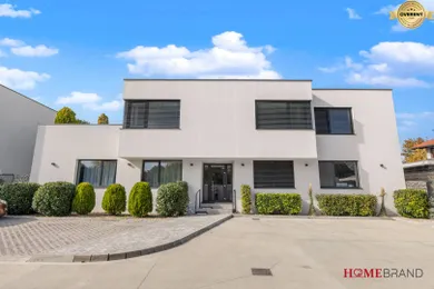 Domy na sprzedaż, 3-pokojowe, Dunajská Lužná · €295 000