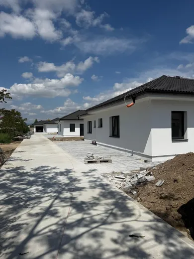 Na predaj dom v Veľký Biel · €409 000 · Novostavba