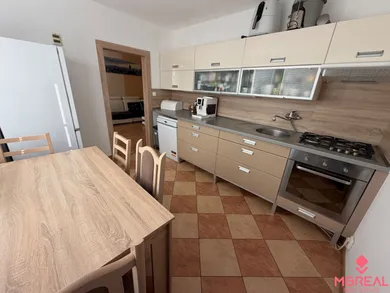 Mieszkania na sprzedaż, 3-pokojowe, Topoľčany · €159 900