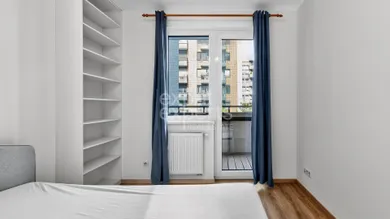 Na prenájom 3-izbový byt, 74 m², Bratislava-Staré Mesto, Bernolákova