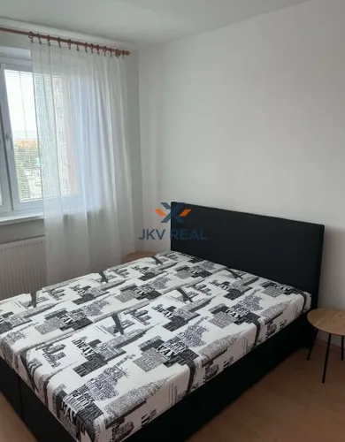 Na prenájom 1-izbový byt, 40 m², Spišská Nová Ves, štúrové nábrežie
