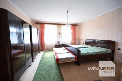 Na predaj 4-izbový dom, 120 m², Sasinkovo