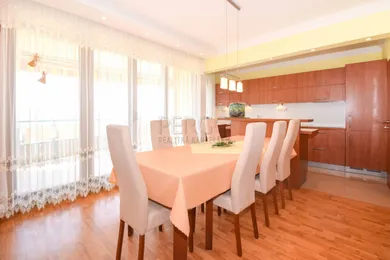 Na prenájom byt, 213 m², Bratislava-Karlova Ves, Hlaváčikova
