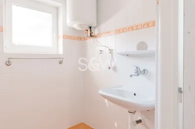 Na predaj dom, 98 m², Radvaň nad Dunajom