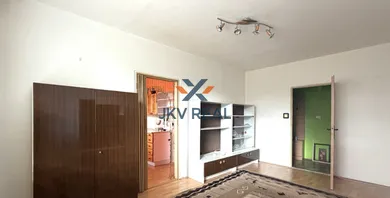 Na predaj 3-izbový byt, 75 m², Šurany, Mlynská
