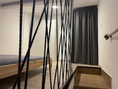 Na prenájom 1-izbový byt, 35 m², Bratislava-Karlova Ves, Majerníkova