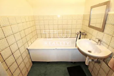 Na predaj 4-izbový byt, 85 m², Dolný Kubín