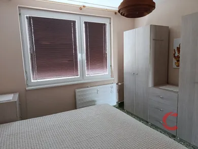 Na prenájom 3-izbový byt, 78 m², Nitra, Bajkalská