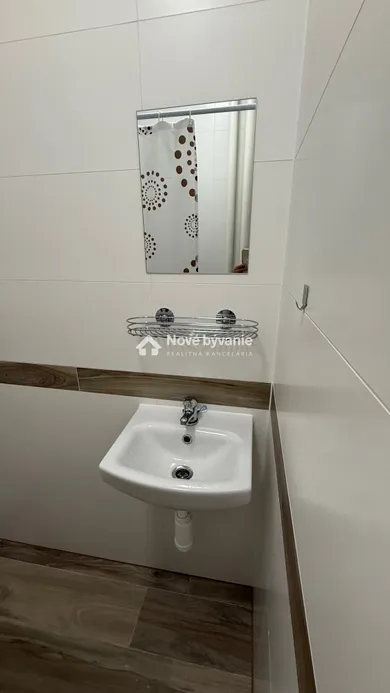 Na predaj 1-izbový byt, 27 m², Bratislava-Ružinov, Herlianska