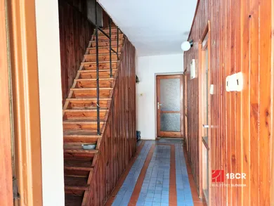 Na predaj 5-izbový dom, 145 m², Svätý Jur, Podhradie