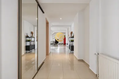 Na prenájom 3-izbový byt, 150 m², Nitra, Štefánikova trieda