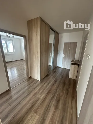 Na predaj 3-izbový byt, 65 m², Považská Bystrica, Lánska
