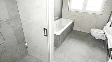 Na predaj 3-izbový byt, 68 m², Nové Zámky