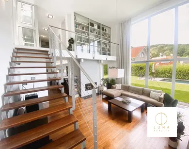 Na predaj 5-izbový dom, 310 m², Bratislava-Nové Mesto, Brusnicová