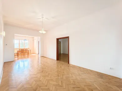 Na predaj 3-izbový byt, 118 m², Košice-Staré Mesto, Drevný trh