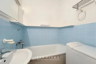 Na predaj byt v Bratislava-Dúbravka · €169 000 · Čiastočná rekonštrukcia