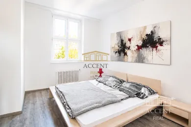 Na predaj 4-izbový byt, 105 m², Bratislava-Staré Mesto, Lehockého