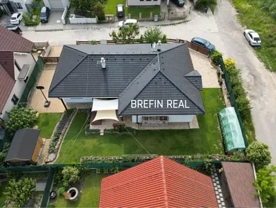 Domy na predaj 5-izbový, Stupava · €582 000