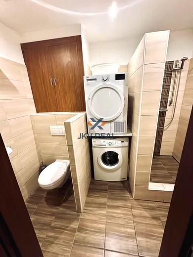 Na predaj 3-izbový byt, 65 m², Sereď, Námestie Slobody