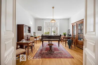 Eladó lakások, 4-szobás, Bratislava-Staré Mesto · €629 000