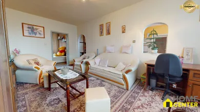 Mieszkania na sprzedaż, 3-pokojowe, Komárno · €109 900