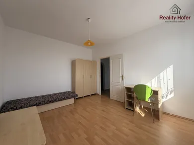 Na prenájom 3-izbový byt, 73 m², Prešov, Exnárova
