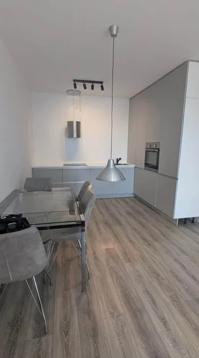 Na prenájom 2-izbový byt, 54 m², Bratislava-Devínska Nová Ves