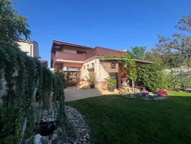 Na predaj 5-izbový dom, 114 m², Piešťany, Dubová
