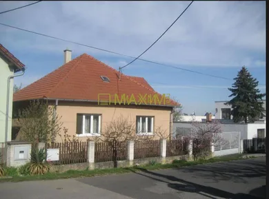 Будинки на продаж, Bratislava-Záhorská Bystrica · €390 000