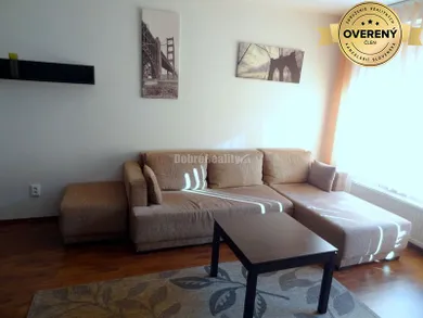 Na prenájom 3-izbový byt, 69 m², Banská Bystrica, Bakossova