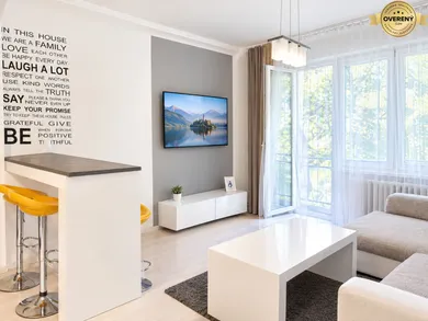 Byty na prenájom 3-izbový, Bratislava-Ružinov · €1 000