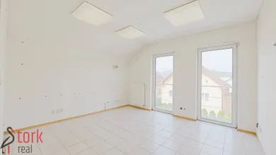 Na prenájom komerčné, 106 m², Žilina, Potočná