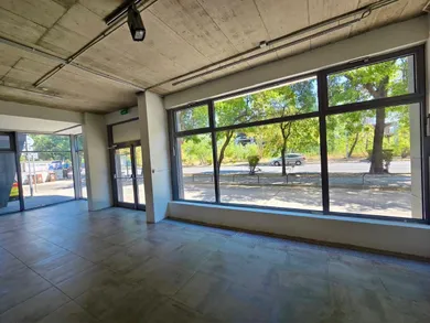 Na prenájom komerčné, 24 m², Bratislava-Ružinov, Tomášikova
