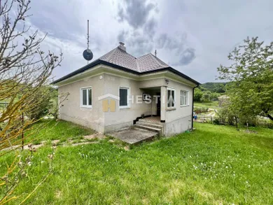 Domy na sprzedaż, 2-pokojowe, Myjava · €140 000