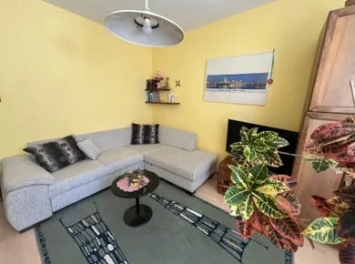Mieszkania na wynajem, 4-pokojowe, Bratislava-Petržalka · €900