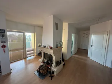 Na predaj dom, 240 m², Nové Zámky, Komjatická