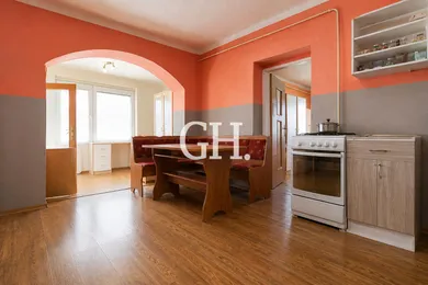 Na predaj dom, 700 m², Revúcka Lehota