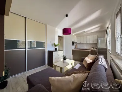 Na prenájom 1-izbový byt, 28 m², Dunajská Streda, Smetanov háj