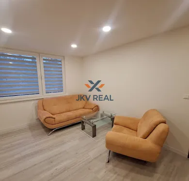 Na prenájom 2-izbový byt, 58 m², Prešov, Októbrová 69