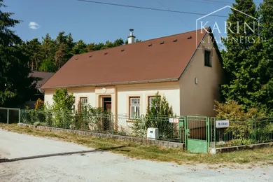 Domy na sprzedaż, 5-pokojowe, Borský Mikuláš · €189 900