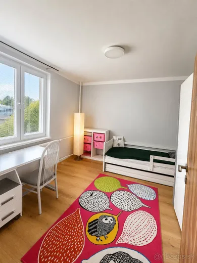 Na predaj 3-izbový byt, 81 m², Vranov nad Topľou, Dobrianského