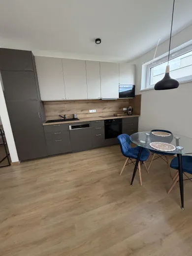 Na prenájom byt v Hviezdoslavov · €770 · Novostavba