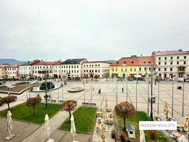 Na predaj komerčné, Banská Bystrica, Námestie SNP