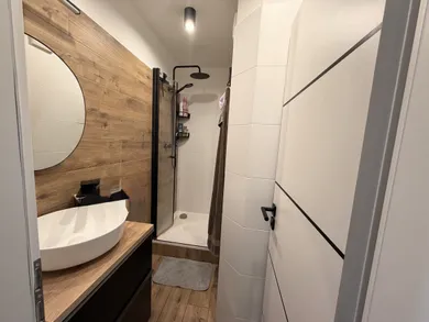 Na predaj 3-izbový byt, 76 m², Nová Dubnica, Trenčianska